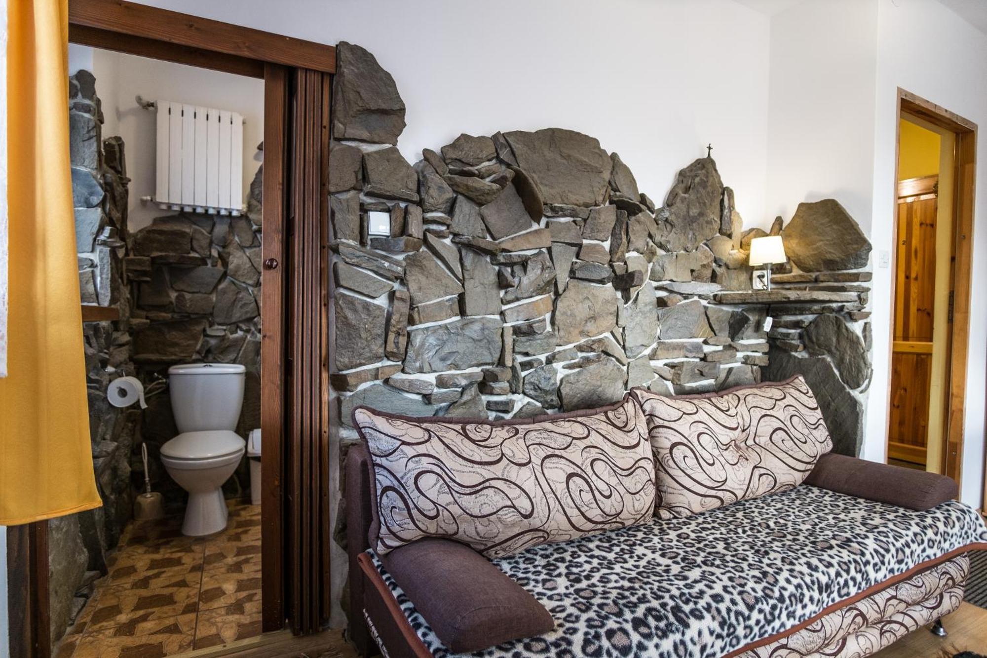 Homestay Oko